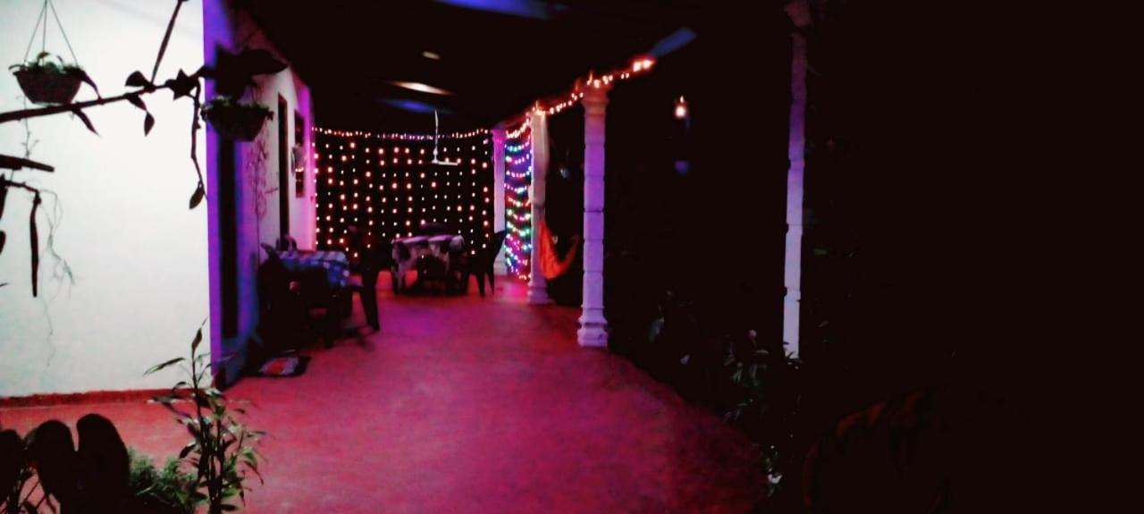 Pradeep Guest House Mirissa Luaran gambar
